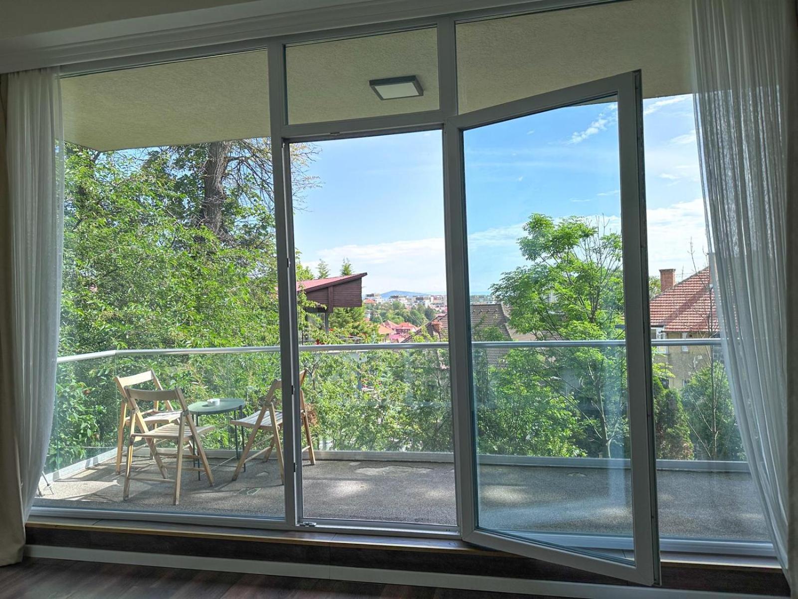 Central Maximus Apartment Brasov Exterior photo